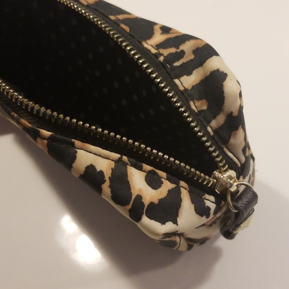 Cosmetic Bag - Picture 2 of 3